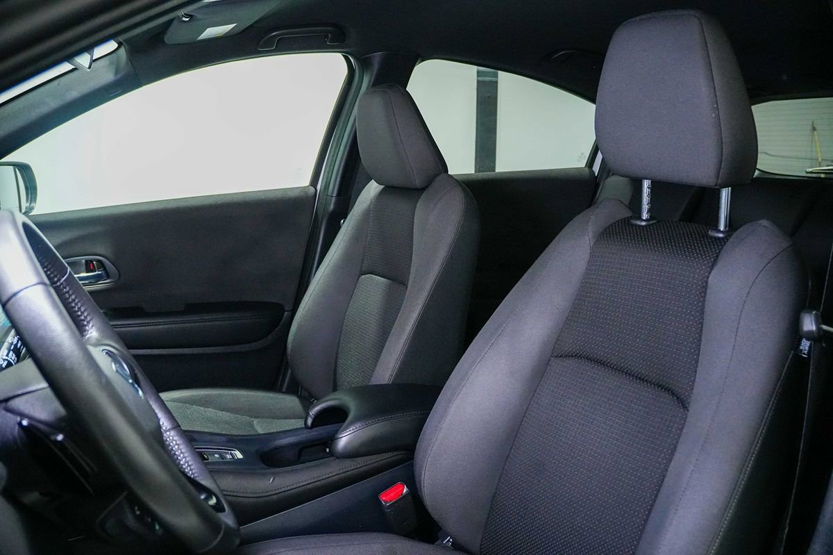 Used 2022 Honda HR-V Sport image 12