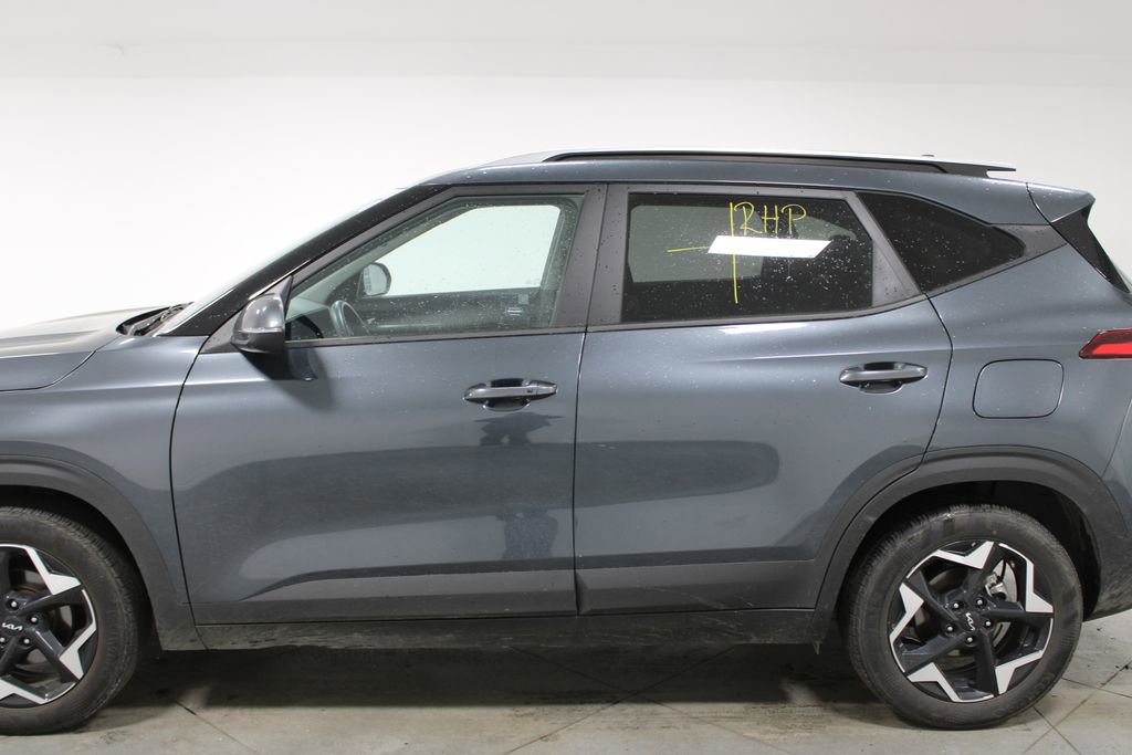 Used 2025 Kia Seltos S image 6