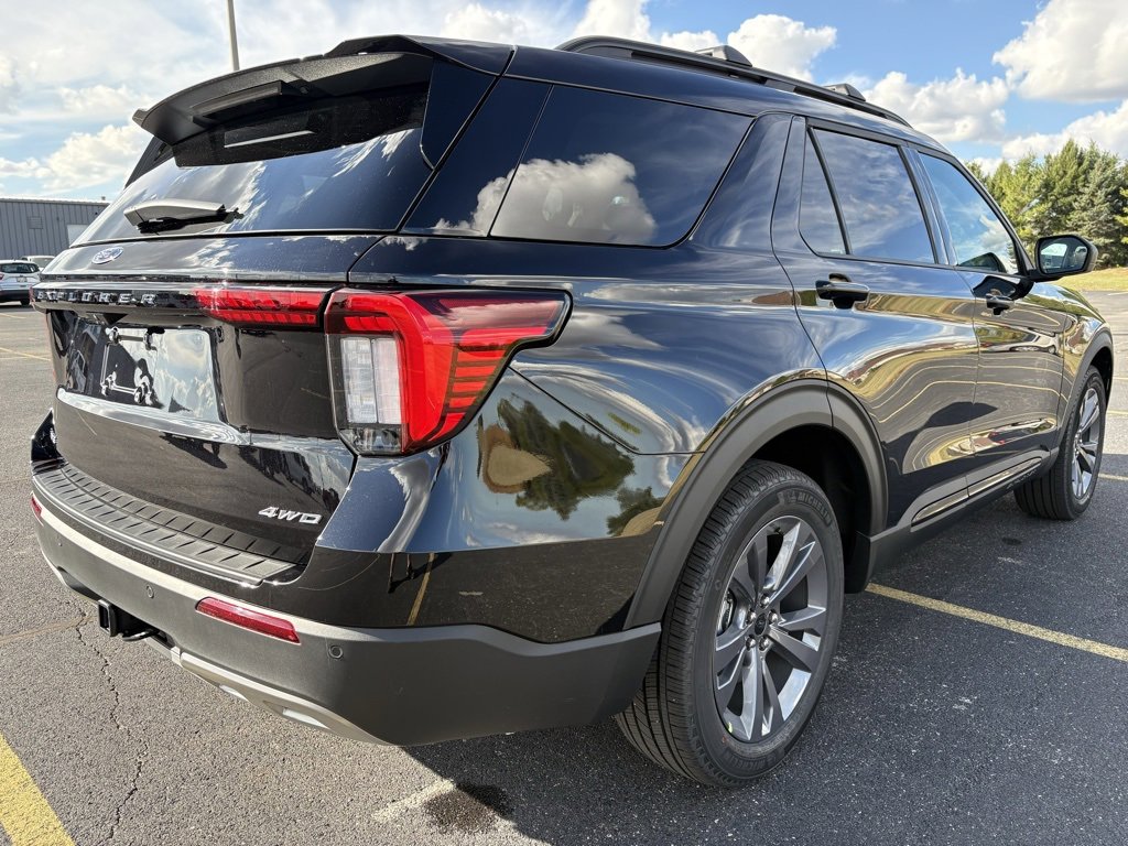 New 2026 Ford Explorer Active image 42