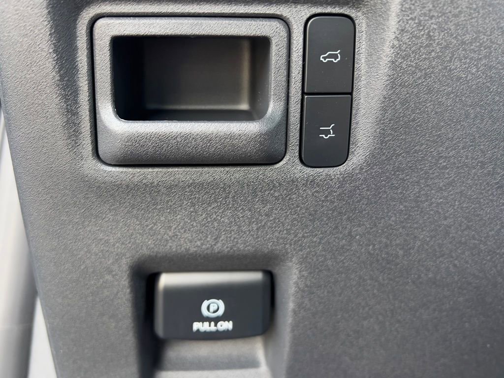 New 2026 Ford Expedition Active image 25