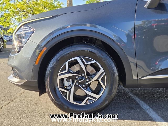 Certified 2025 Kia Sportage LX image 11