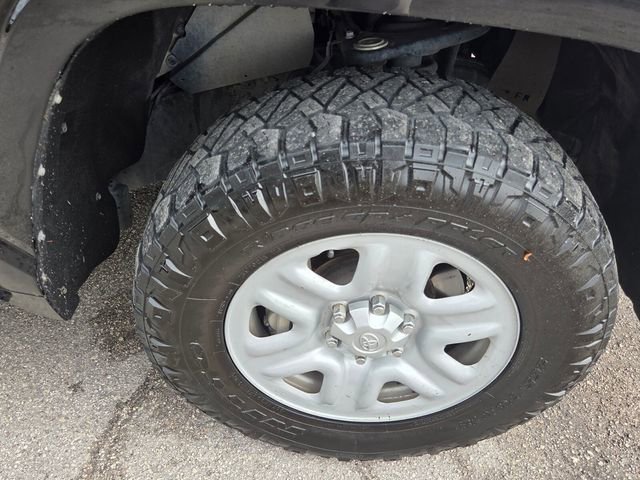 Used 2023 Toyota Tundra SR w/ SR Tow Package image 11