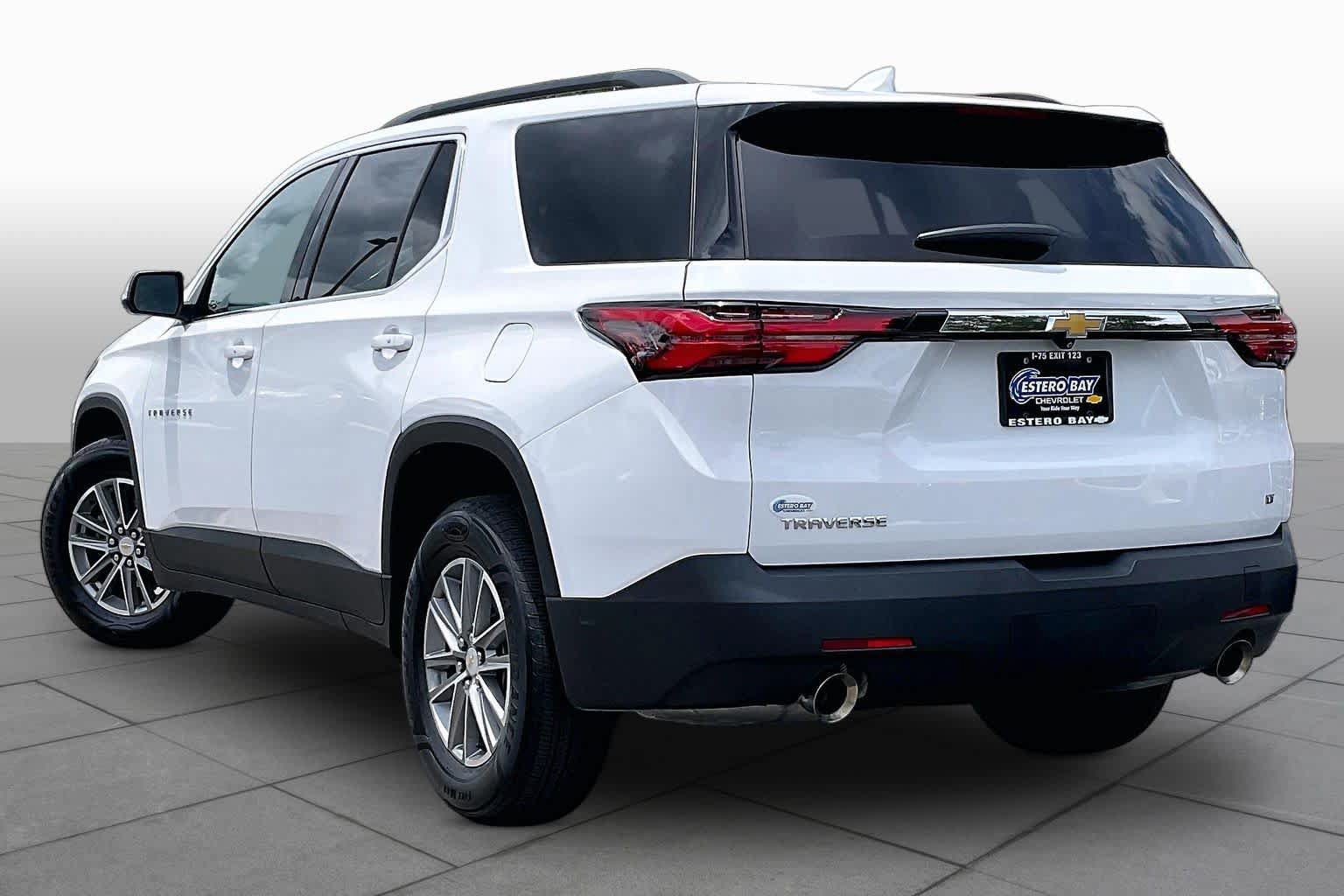 Certified 2023 Chevrolet Traverse LT FWD image 12