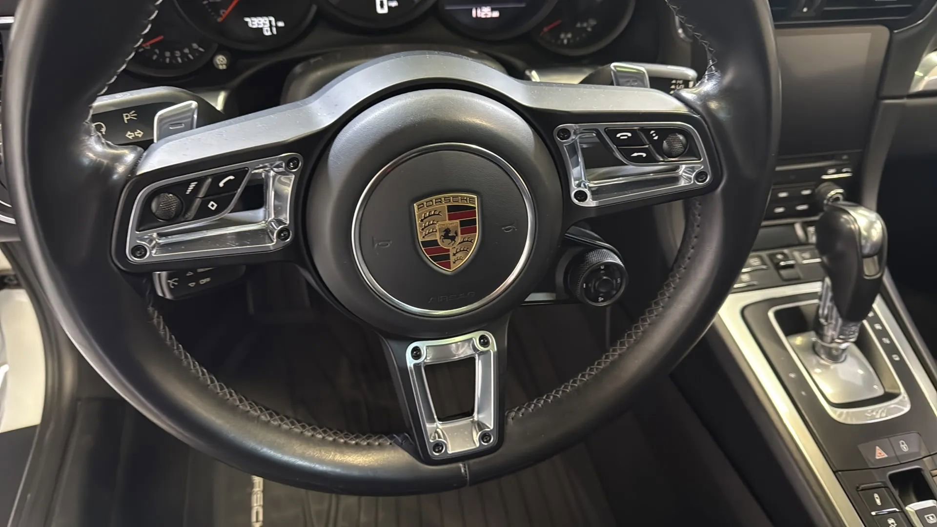 Used 2017 Porsche 911 Carrera S image 15