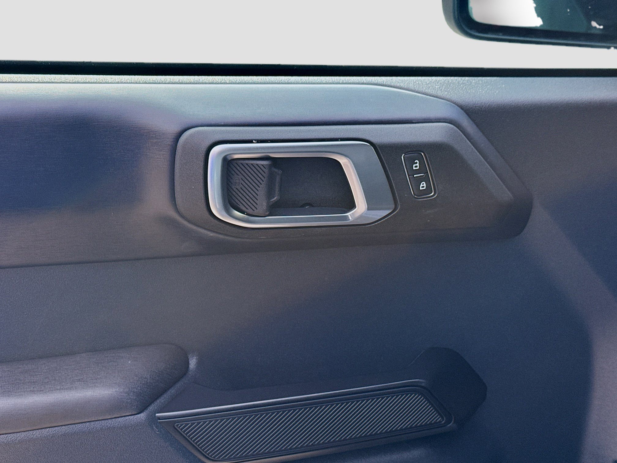 Used 2025 Ford Bronco Outer Banks image 17