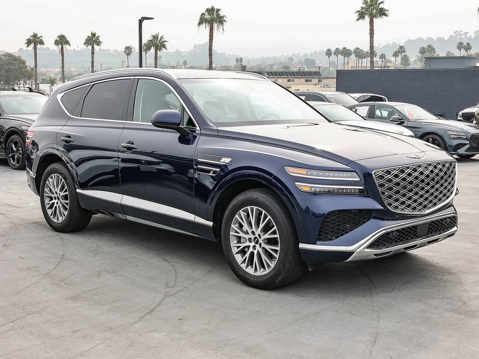 Used 2025 Genesis GV80 2.5T Standard image 3