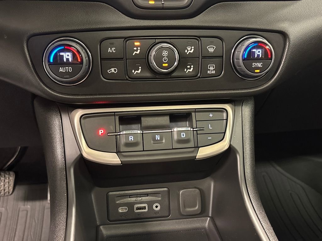 Used 2023 GMC Terrain Denali image 36