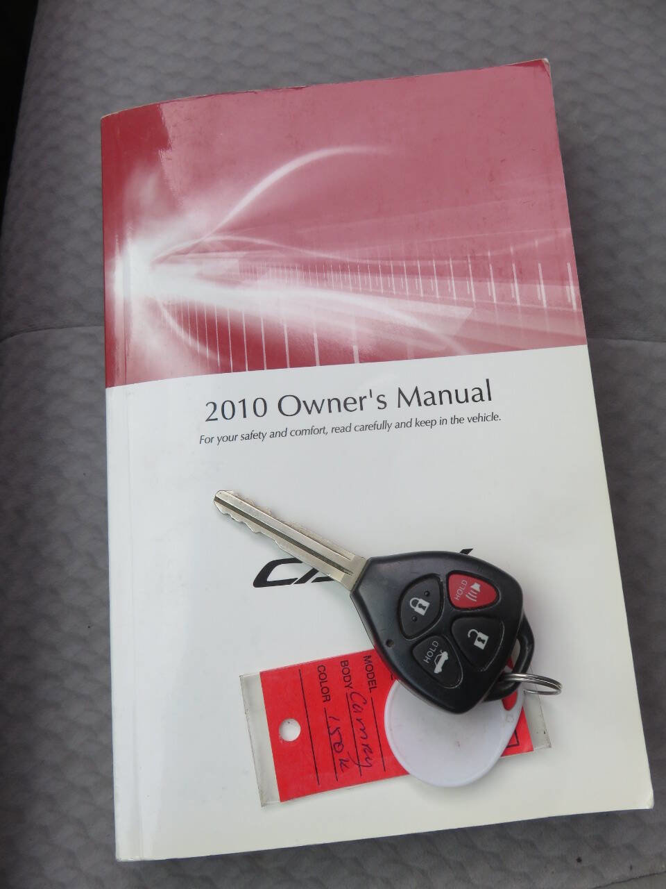 Used 2010 Toyota Camry LE image 33