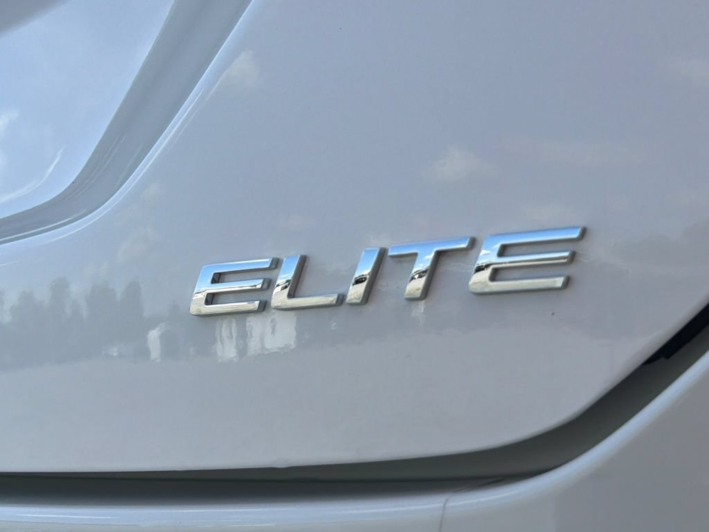 Used 2024 Honda Pilot Elite image 18