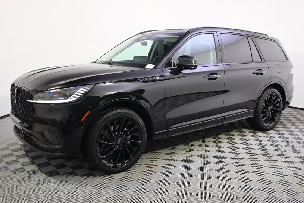 New 2026 Lincoln Aviator Reserve AWD/4WD image 2