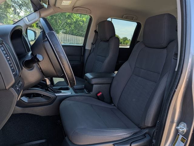Used 2022 Nissan Frontier S w/ Technology Package RWD image 21