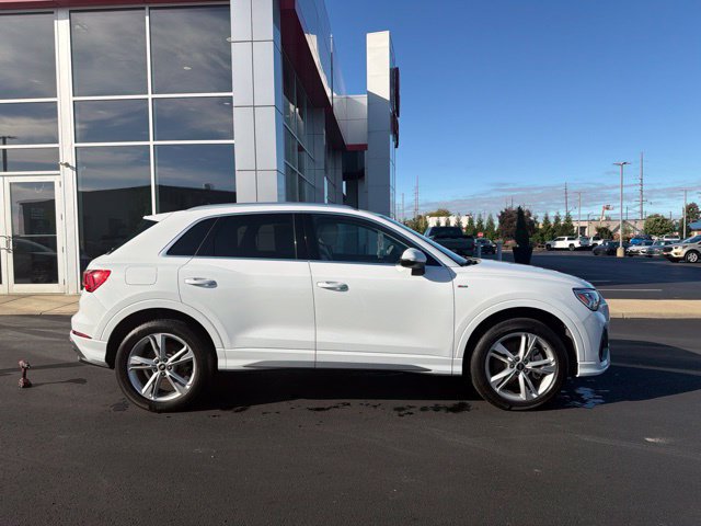 Used 2023 Audi Q3 2.0T Premium w/ Convenience Package AWD/4WD image 8