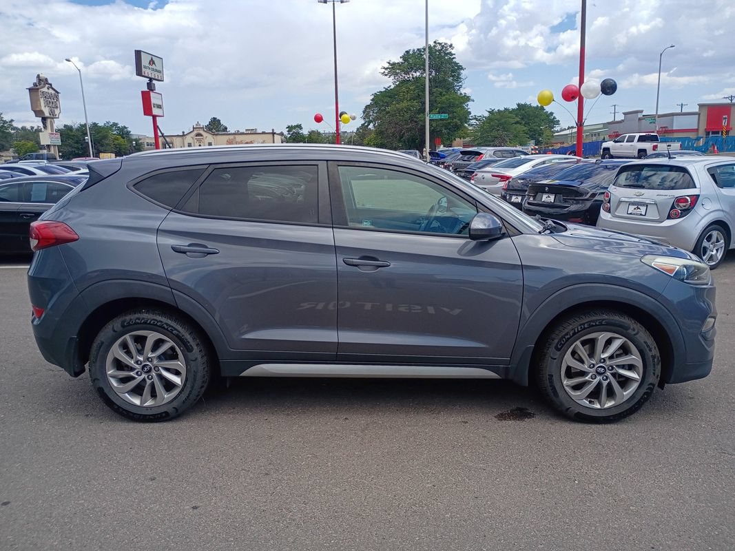 Used 2017 Hyundai Tucson SE w/ SE Popular Package 02 AWD/4WD image 8