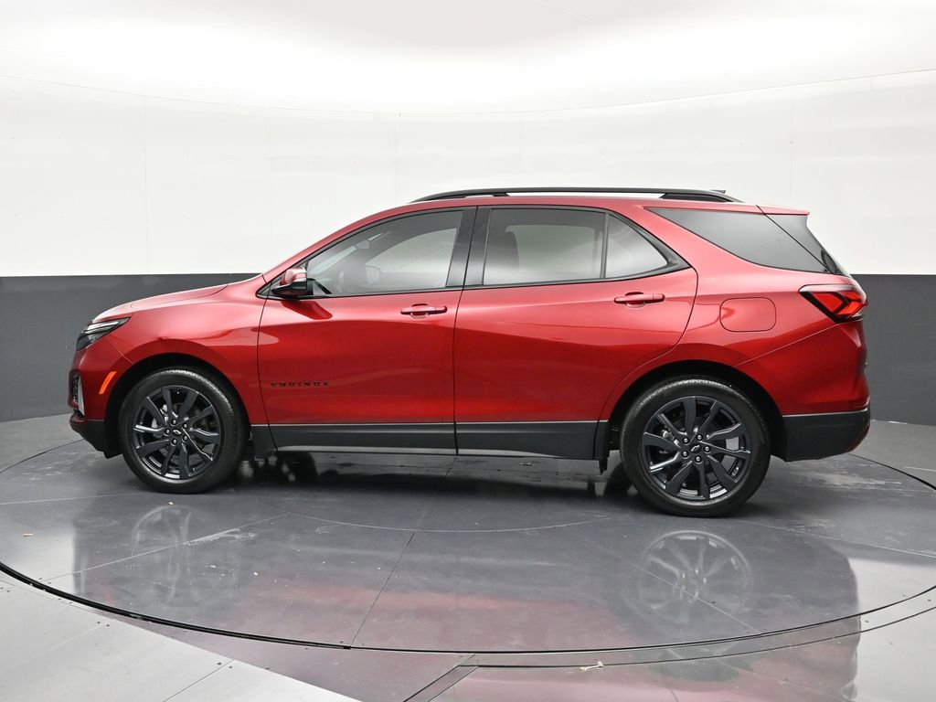 Used 2023 Chevrolet Equinox RS w/ RS Leather Package image 2