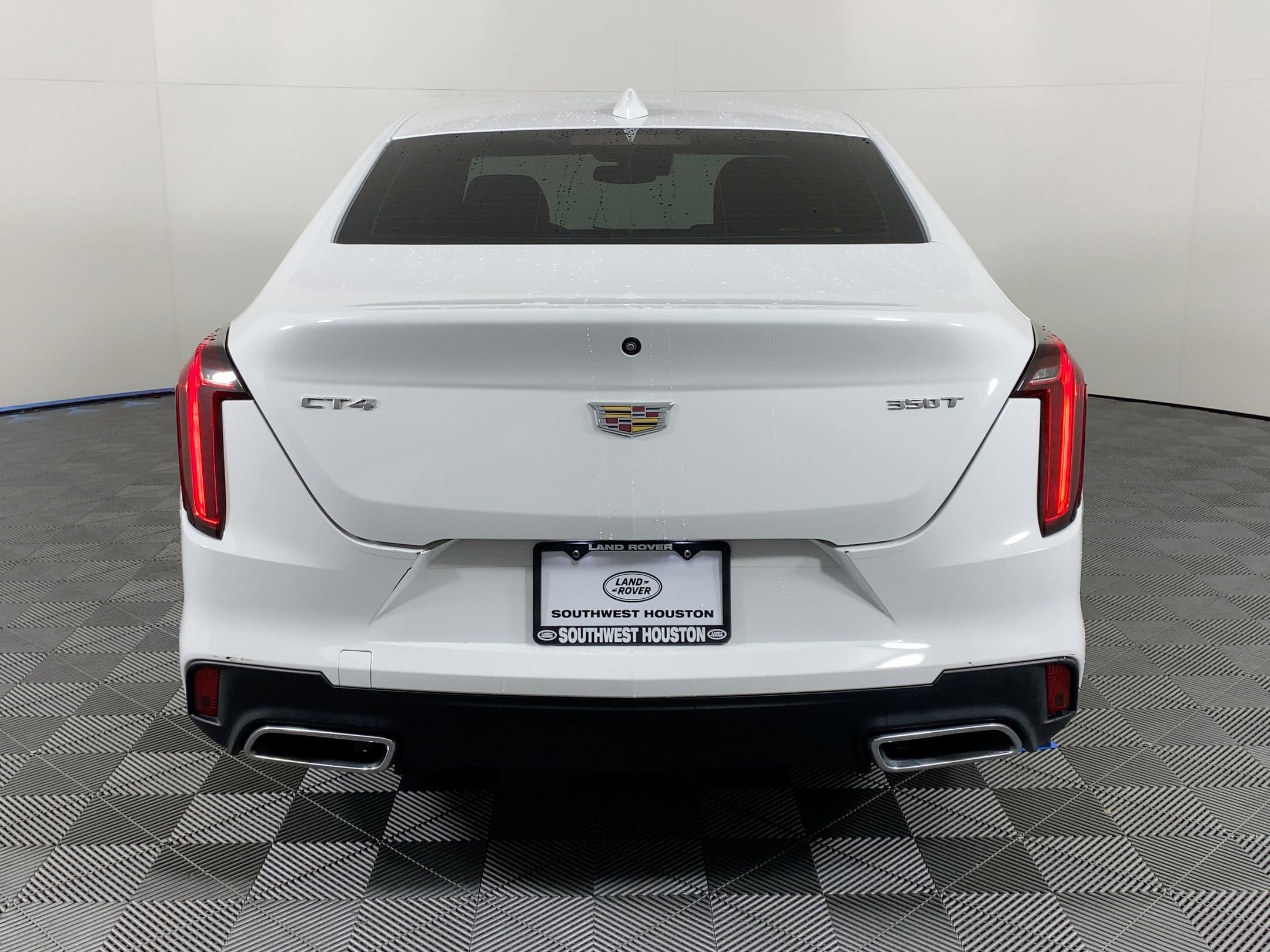 Used 2021 Cadillac CT4 Luxury w/ Cold Weather Package image 10