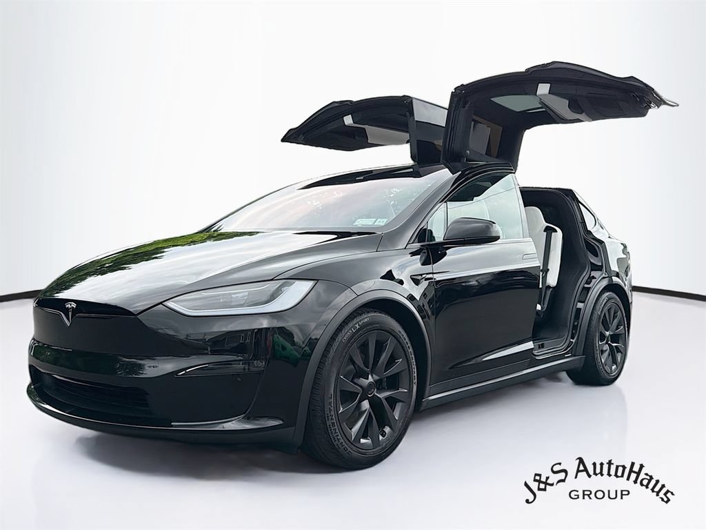 Used 2024 Tesla Model X AWD/4WD image 3