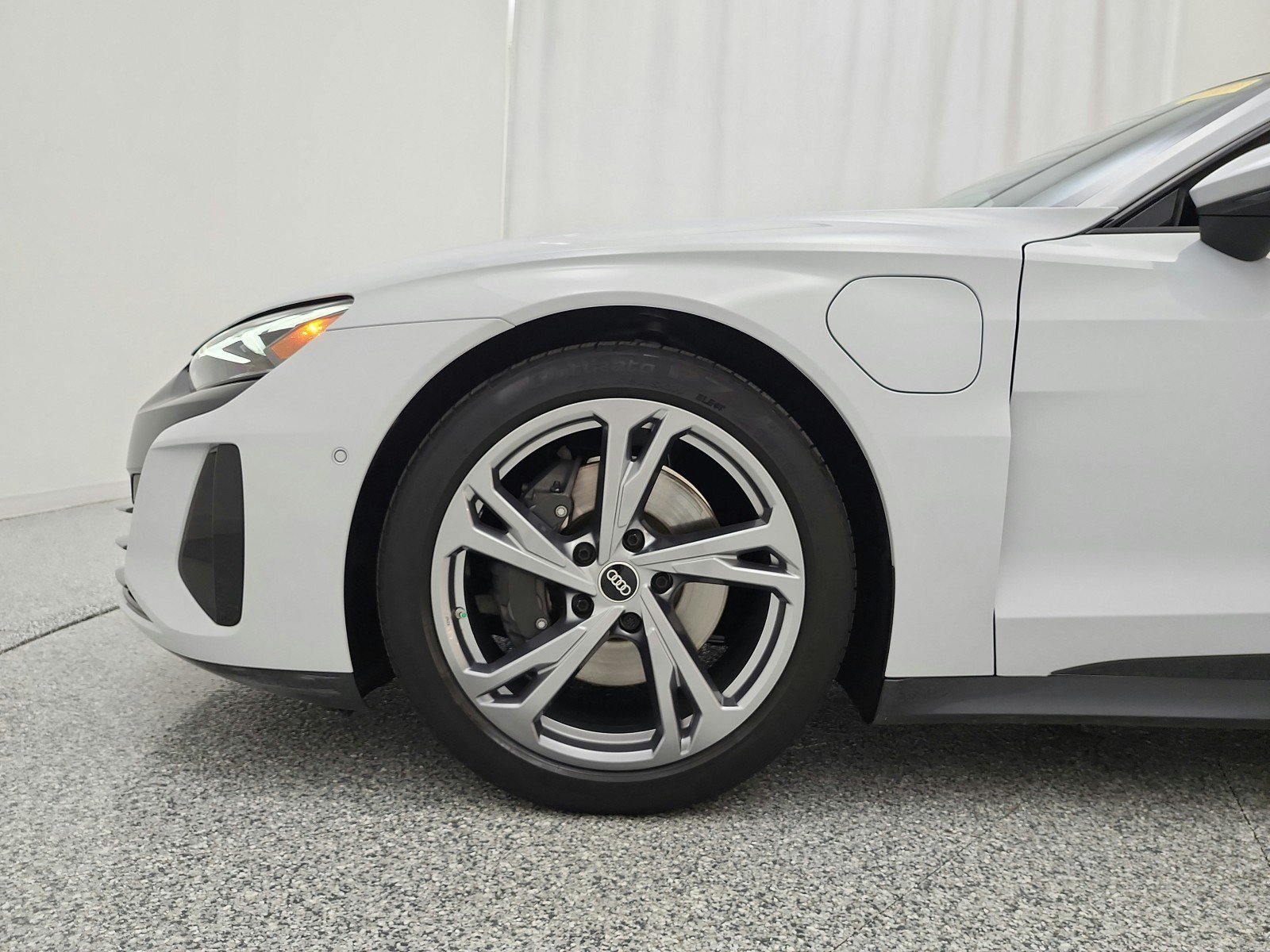 Used 2023 Audi e-tron GT Prestige w/ Prestige Package AWD/4WD image 17