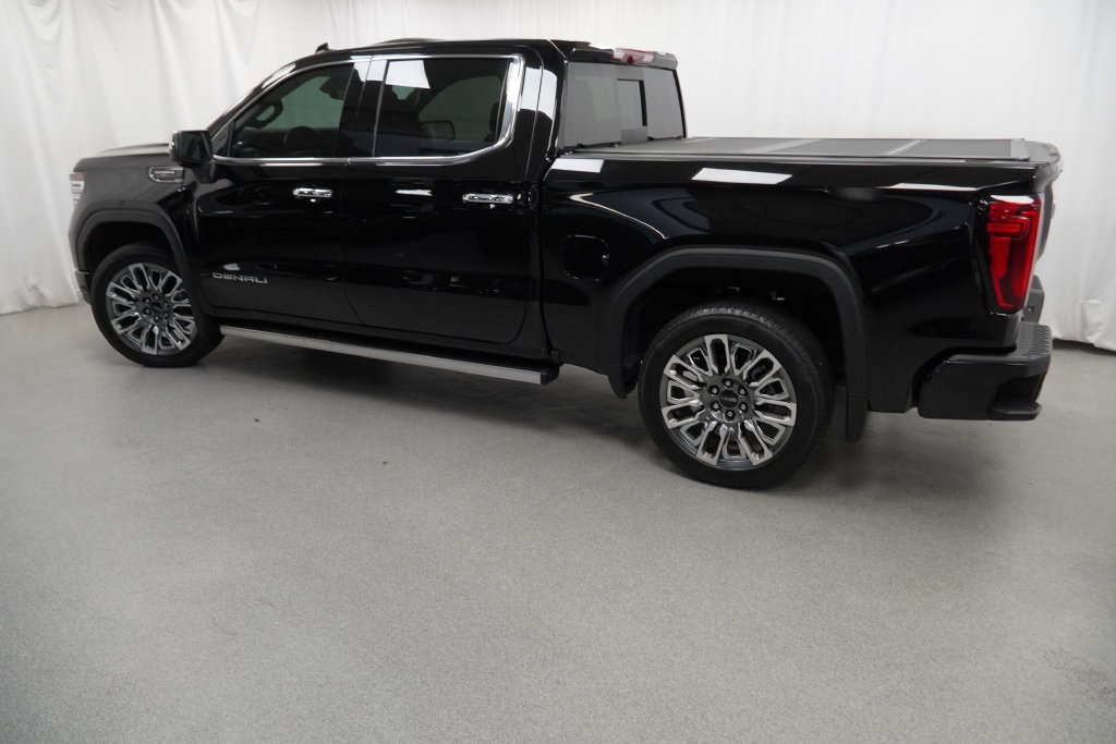 Certified 2025 GMC Sierra 1500 Denali Ultimate AWD/4WD image 46