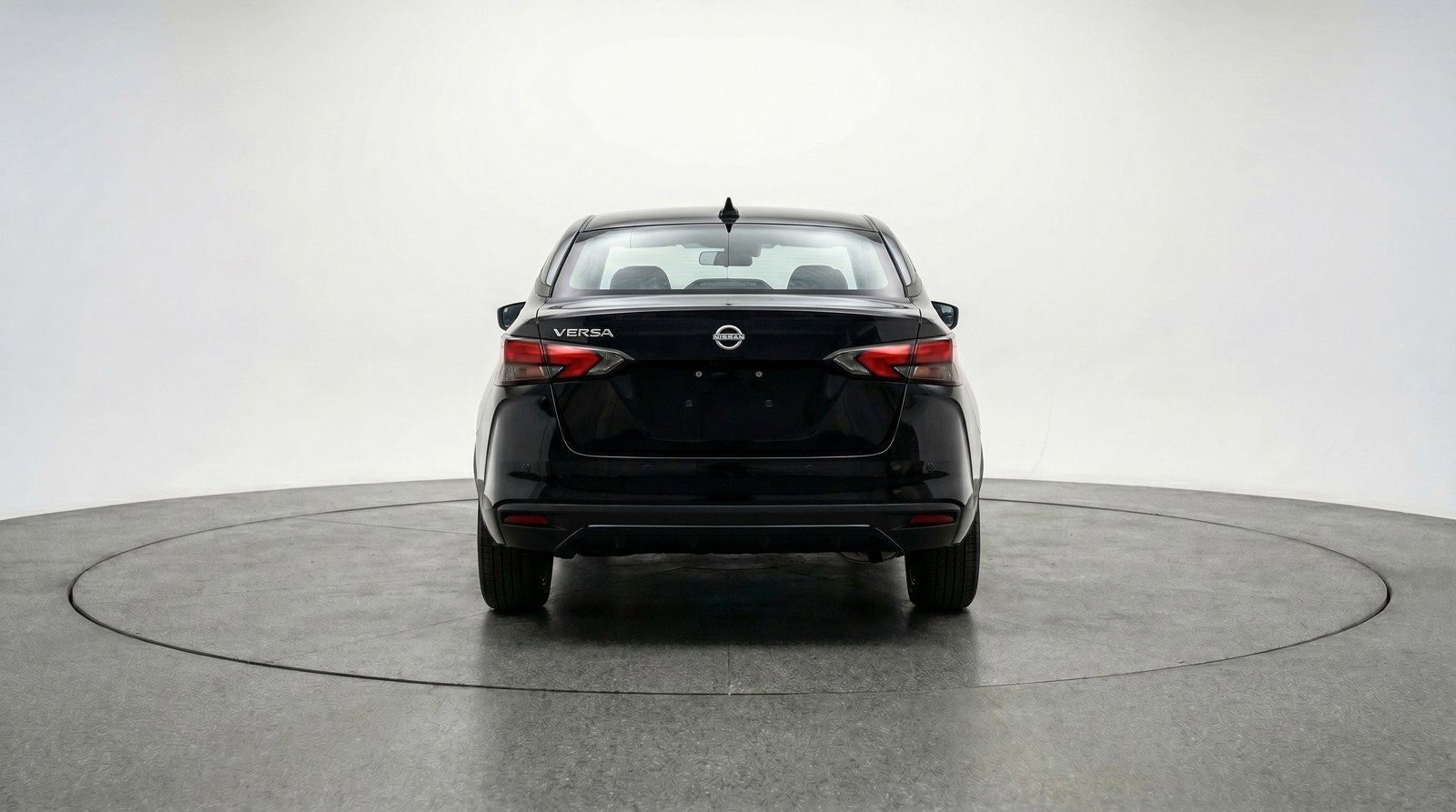 Used 2025 Nissan Versa SV FWD image 7