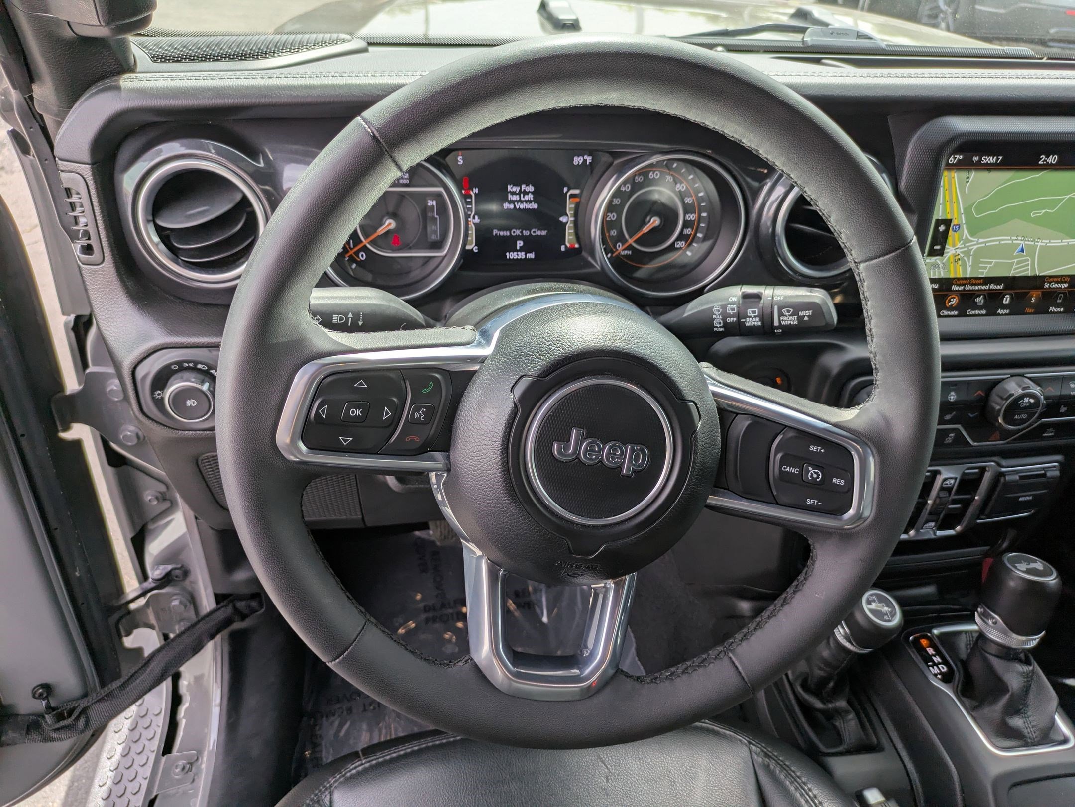 Used 2023 Jeep Wrangler Unlimited Sahara AWD/4WD image 16