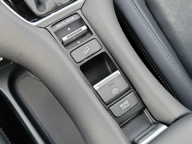 Used 2023 Honda HR-V EX-L image 28