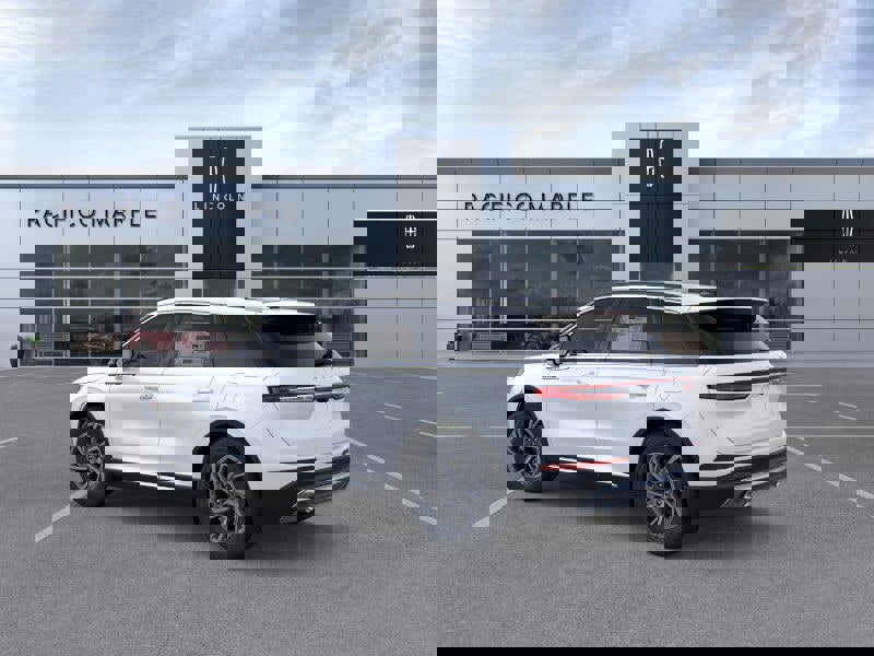 New 2026 Lincoln Corsair Premiere image 4