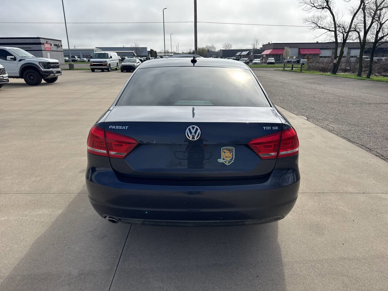 Used 2013 Volkswagen Passat TDI SE FWD image 4