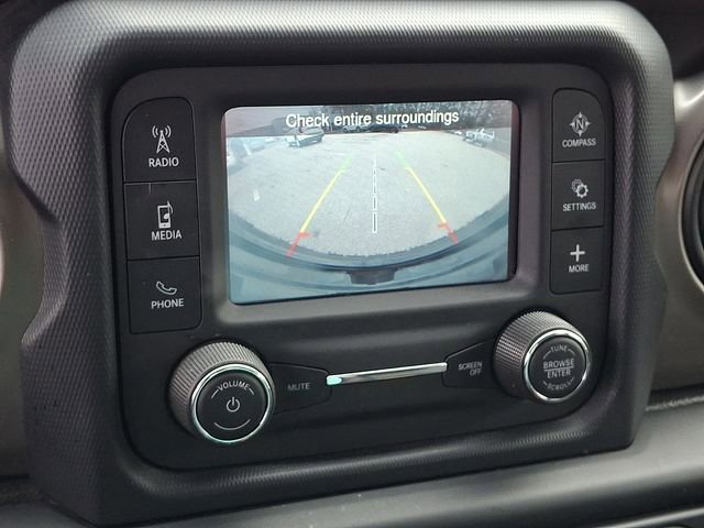 Used 2018 Jeep Wrangler Sport image 19