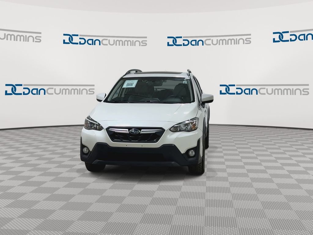 Used 2022 Subaru Crosstrek 2.0i Premium w/ Moonroof Package image 3