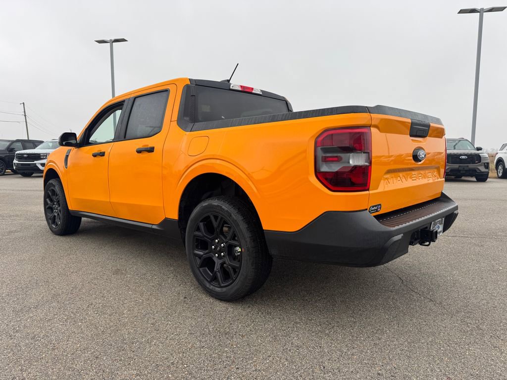 New 2026 Ford Maverick XLT w/ Black Appearance Package image 4