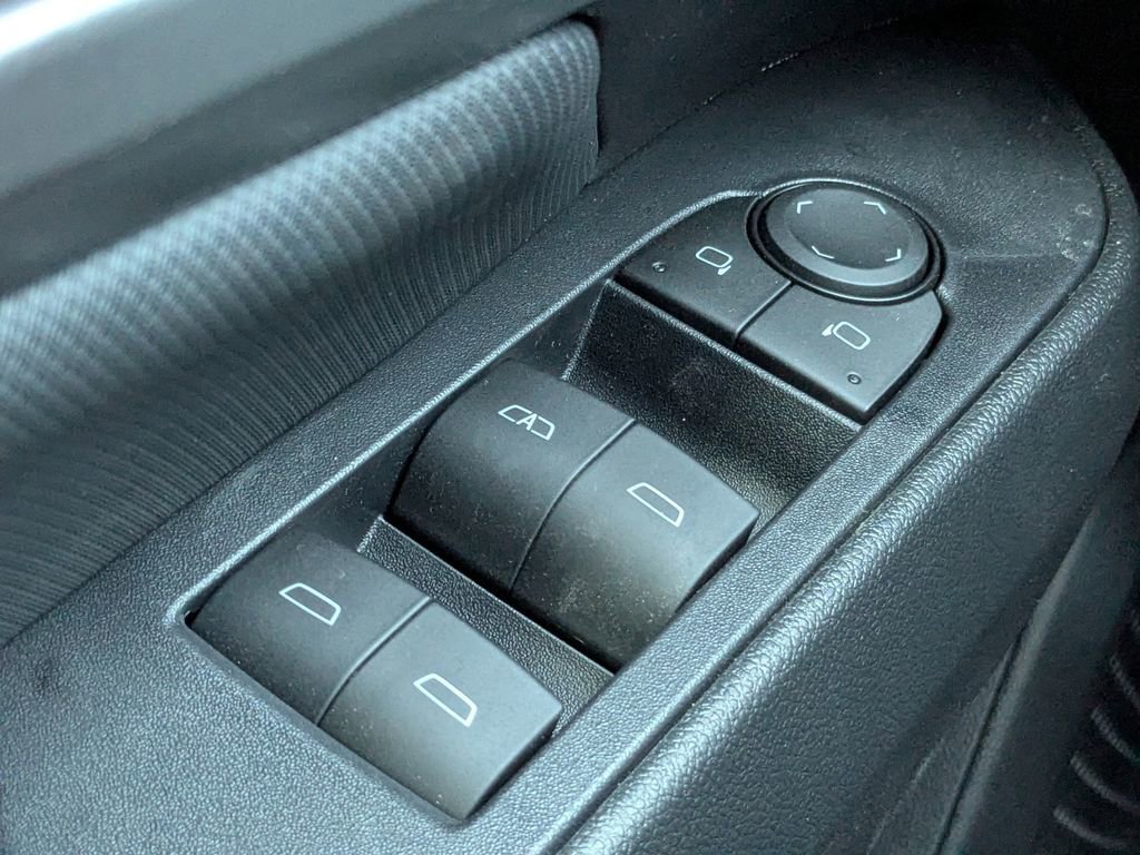 New 2026 Chevrolet Equinox EV RS image 27