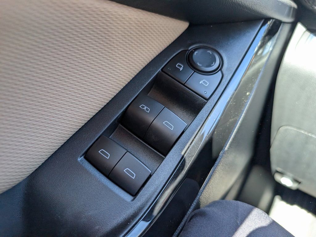 New 2026 Chevrolet Equinox ACTIV w/ Convenience Package III image 19