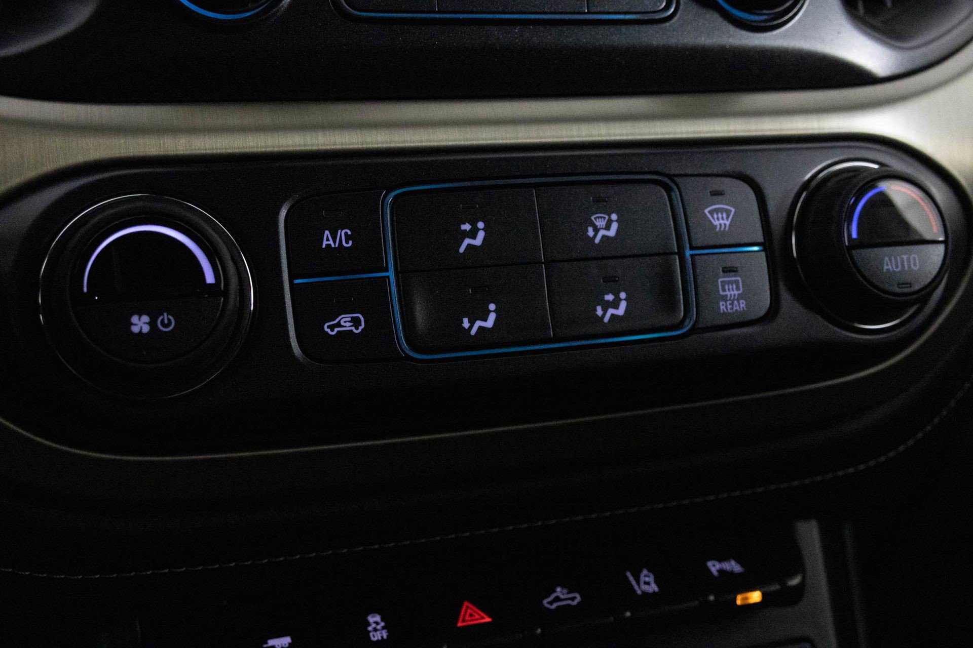 Certified 2022 GMC Canyon Denali image 21