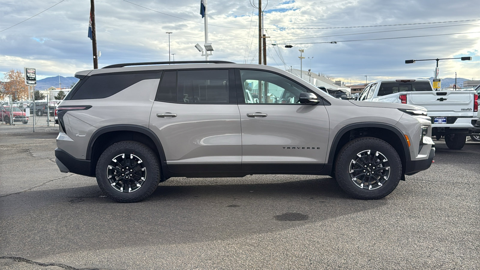 New 2026 Chevrolet Traverse Z71 w/ Enhanced Driving Package image 4