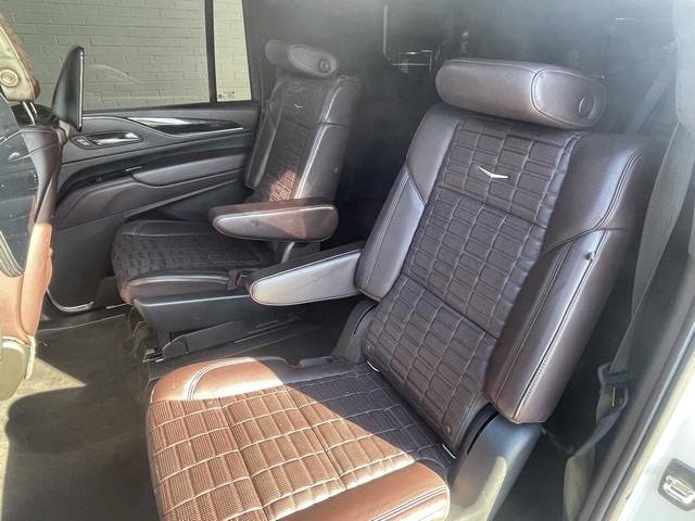 Used 2022 Cadillac Escalade ESV Sport Platinum w/ LPO, ONYX Package image 26