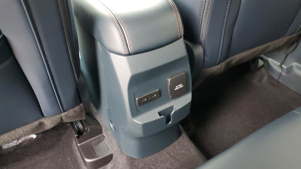 New 2026 Ford Maverick Lariat w/ 4K Tow Package image 37