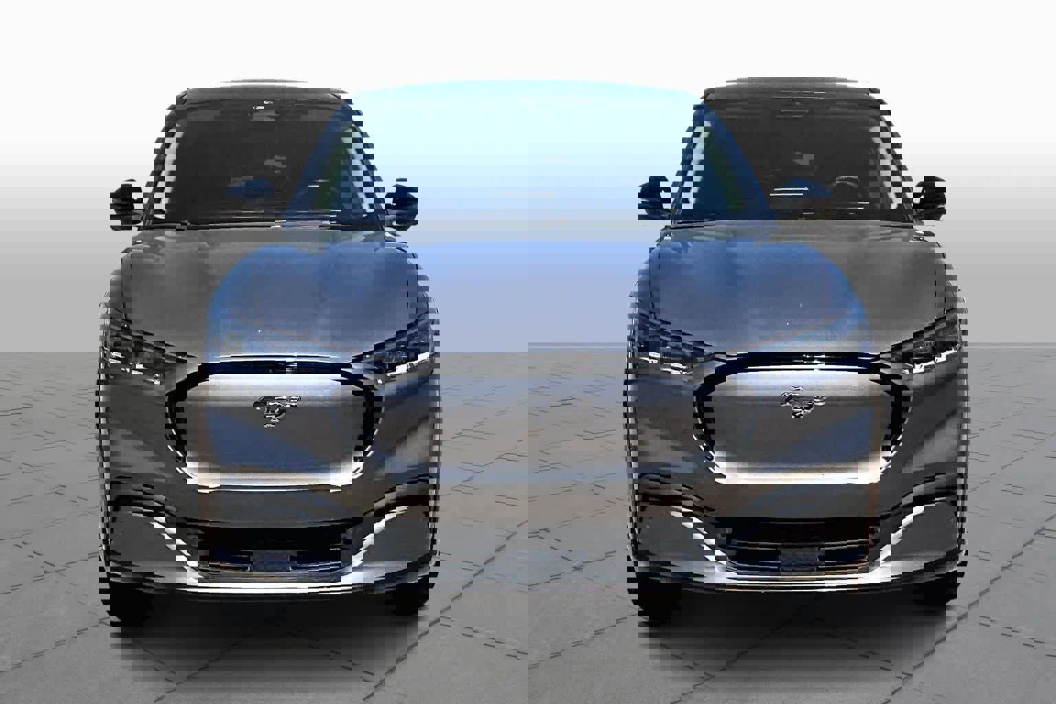 Used 2023 Ford Mustang Mach-E Premium image 3