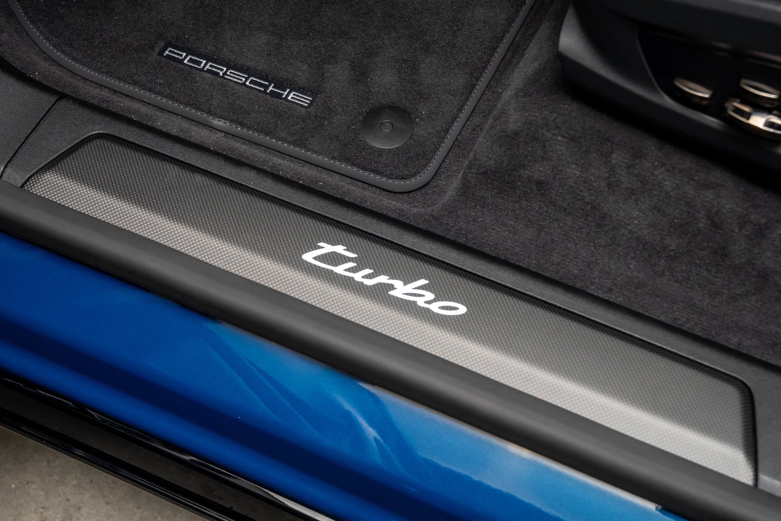 New 2026 Porsche Cayenne Turbo AWD/4WD image 28