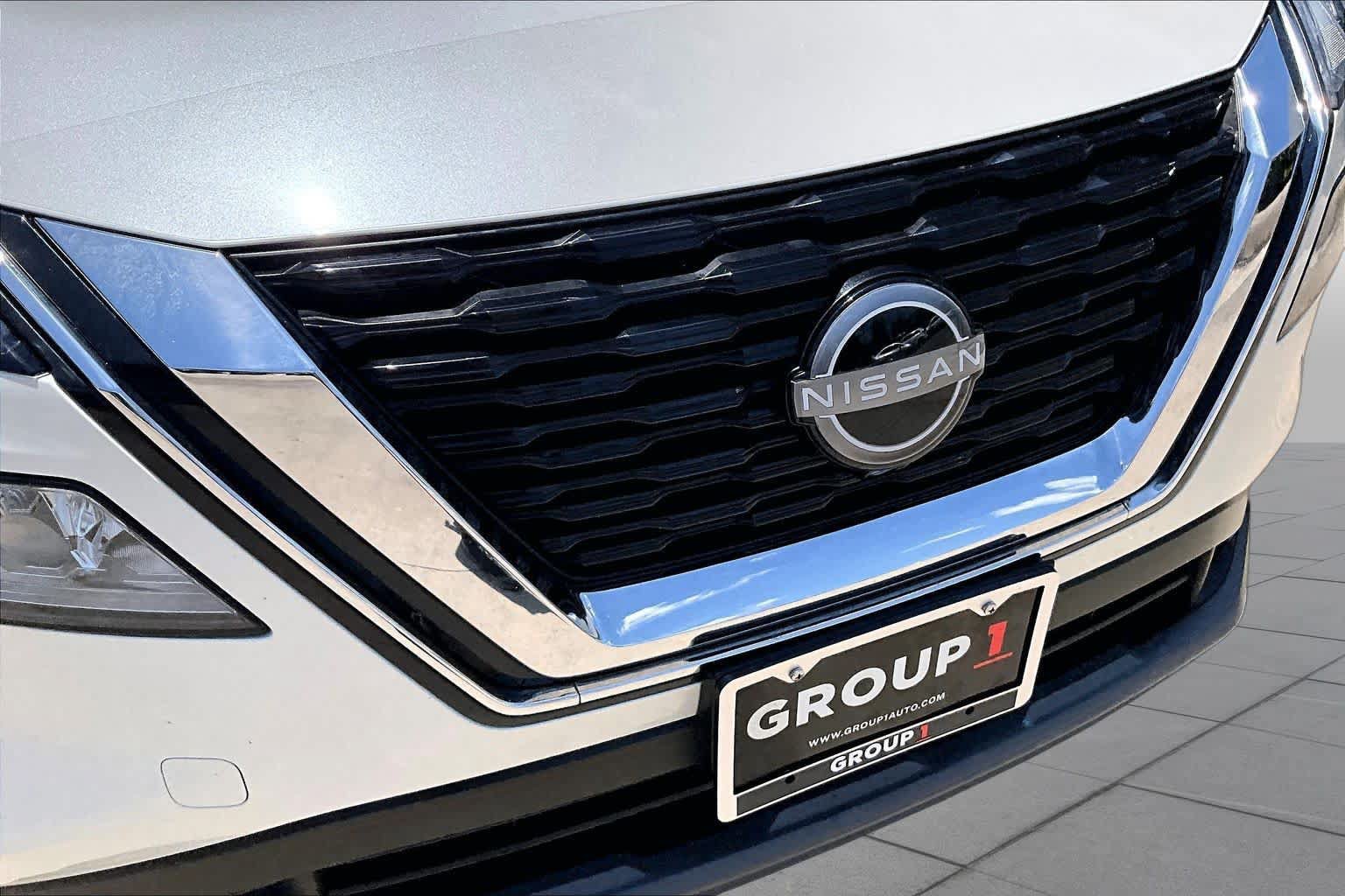 Certified 2023 Nissan Rogue SV FWD image 29