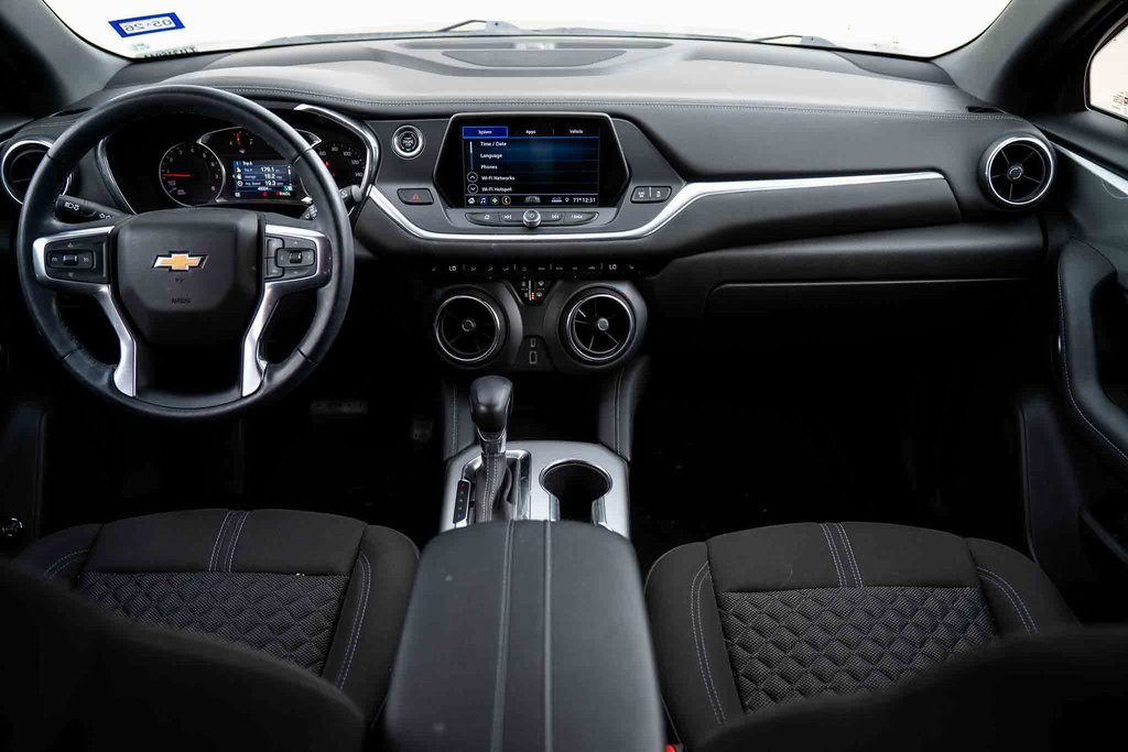 Used 2019 Chevrolet Blazer LT image 25