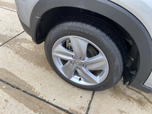 Used 2020 Honda HR-V EX image 31