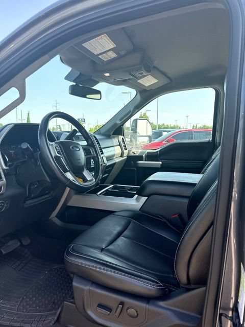 Used 2021 Ford F250 Lariat w/ Lariat Value Package AWD/4WD image 9