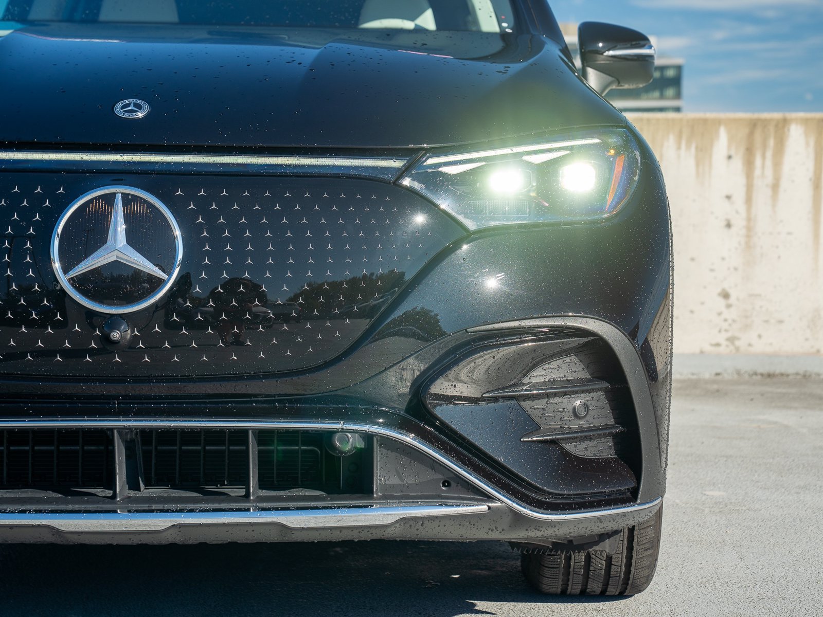 Certified 2023 Mercedes-Benz EQE 500 4MATIC SUV image 7