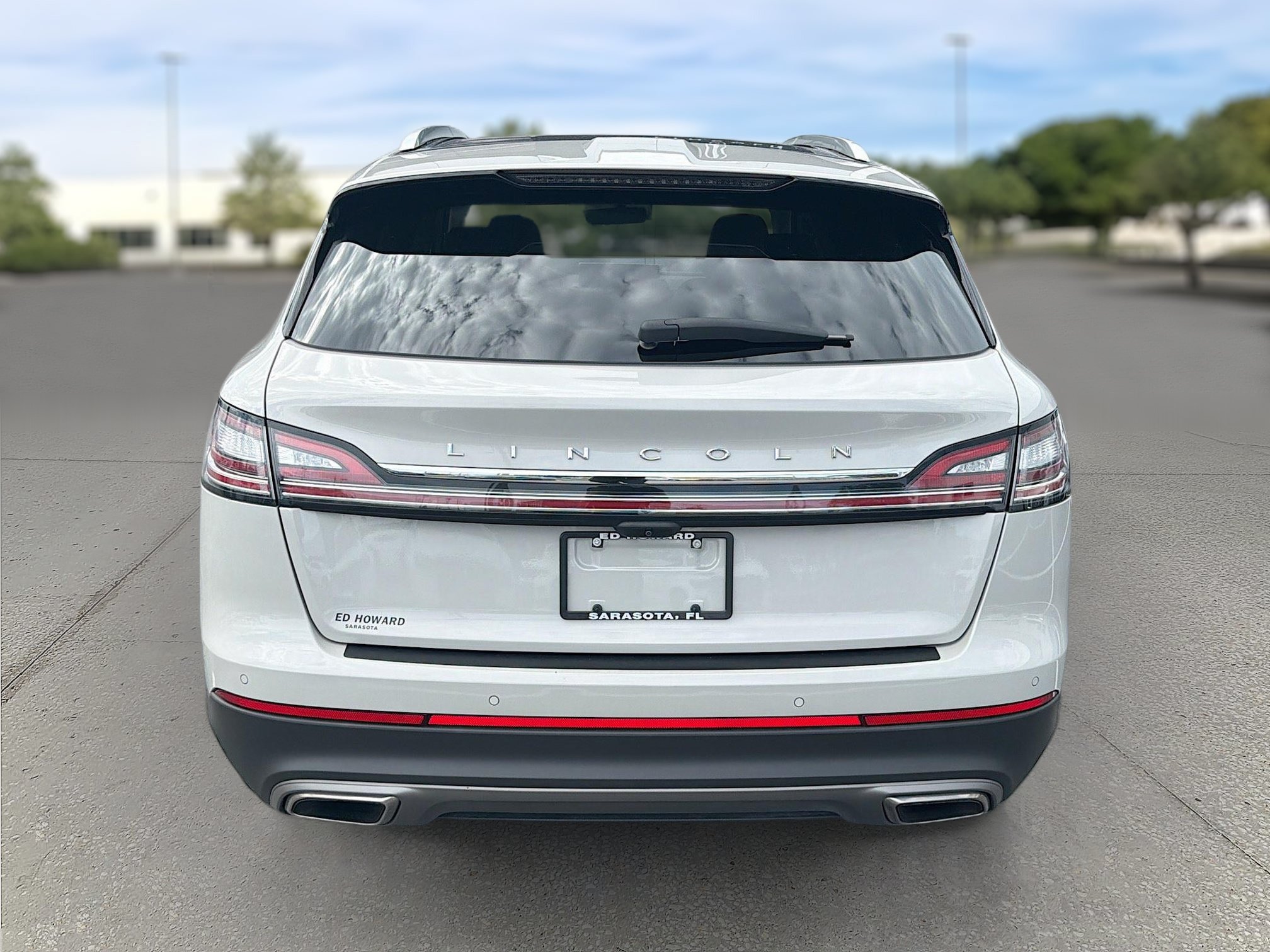 Certified 2021 Lincoln Nautilus Reserve AWD/4WD image 6