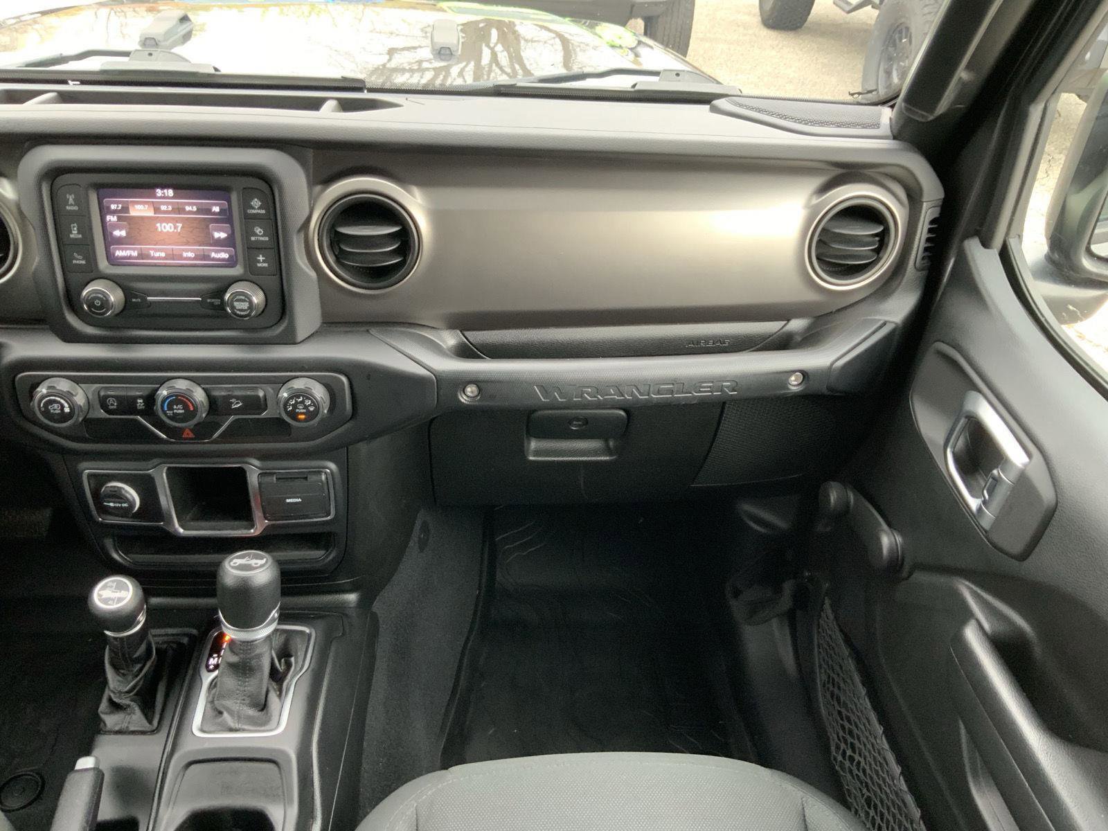 Used 2020 Jeep Wrangler Unlimited Sport image 49