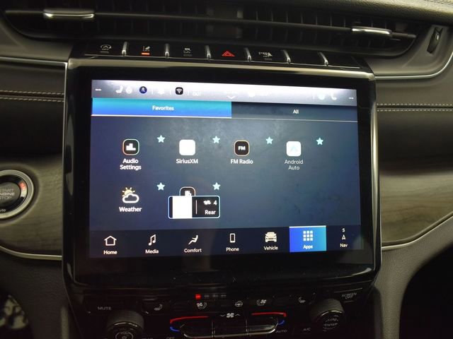 Used 2024 Jeep Grand Cherokee L Limited w/ Luxury Tech Group II image 26