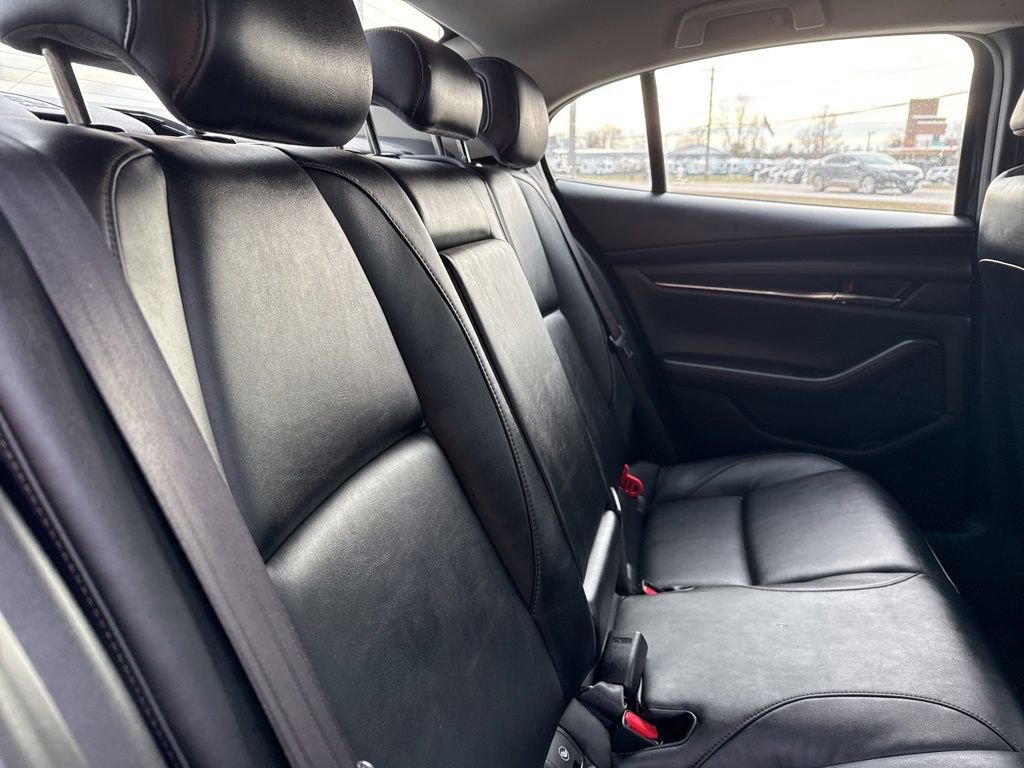 Used 2019 MAZDA MAZDA3 AWD Sedan w/ Preferred Package image 30