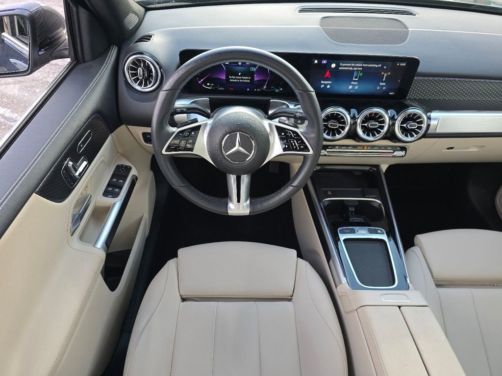 Used 2024 Mercedes-Benz GLB 250 GLB 250 image 24