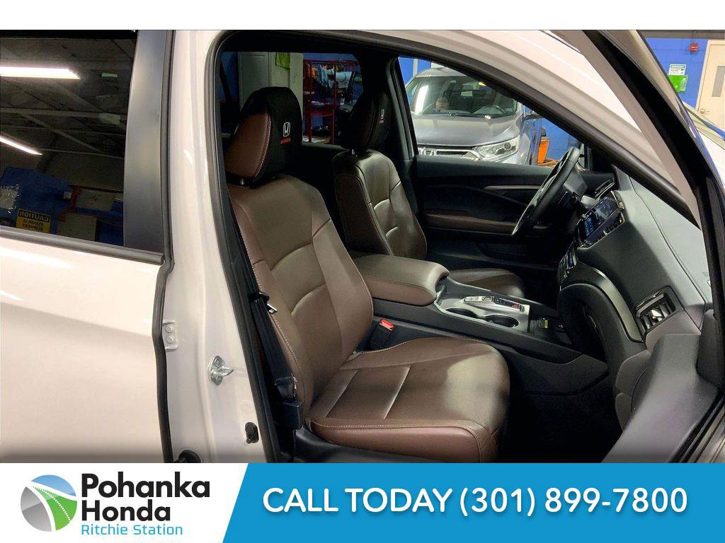 Used 2024 Honda Passport EX-L image 6