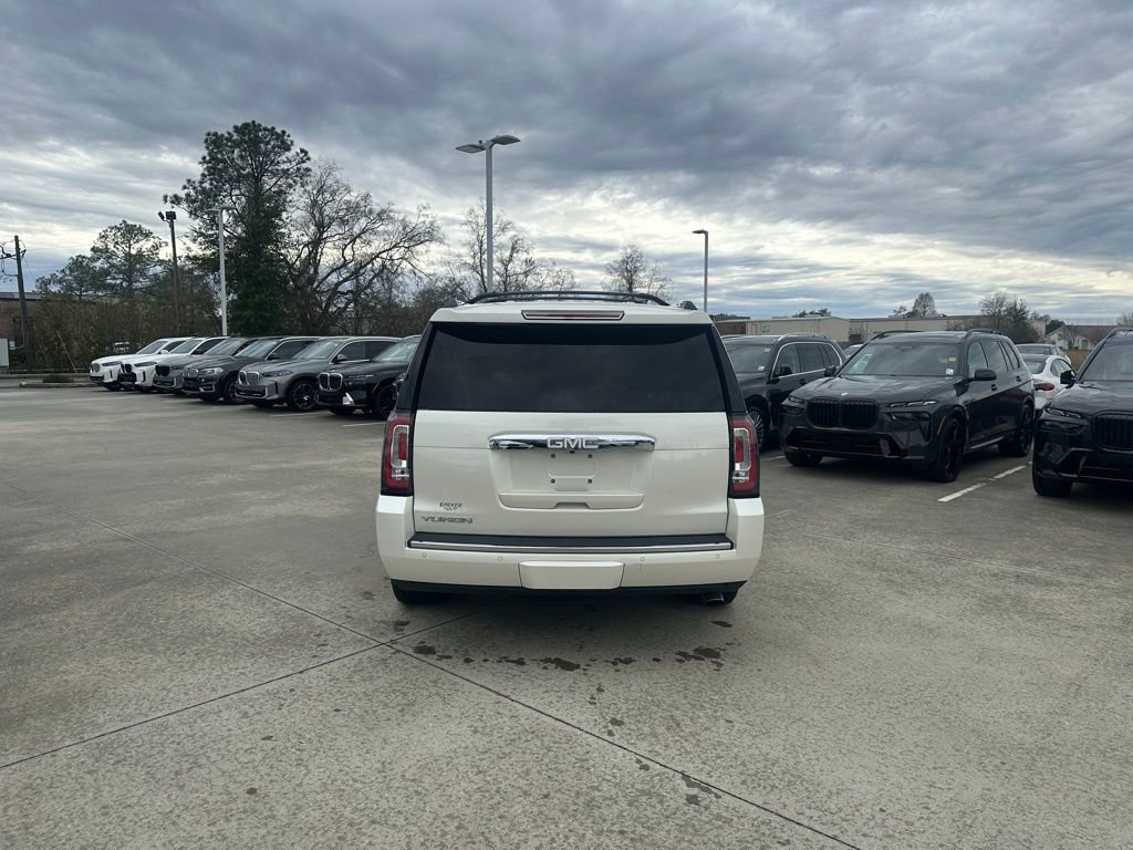 Used 2015 GMC Yukon Denali w/ Touring Package image 3